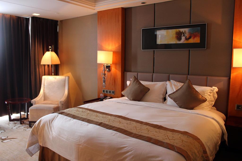 Zhangjiagang Zhonglian Gdh International Hotel Room photo